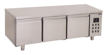REFRIGERATED TABLE 650 HIGH 3 DOORS