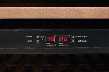 Weinkühl-/ Temperierschrank W 32 compact