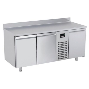 700 REFRIGERATED COUNTERTOP 3 DOOR MONO BLOCK