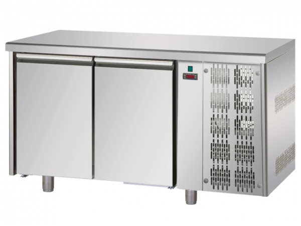 Cooling table, 2 grids, 1/1 GN, -2°C / 8°C, 1420x700x900mm