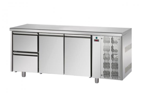 Cooling table, 2 grids, 1/1 GN, -2°C / 8°C, 1870x700x900mm