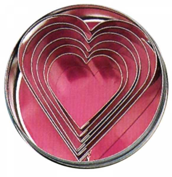 Contacto Heart Shaped Cutters tin