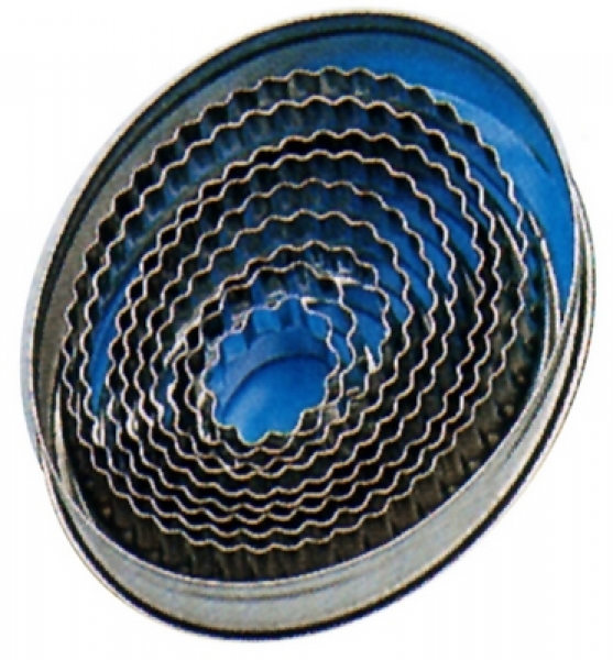 Contacto Oval Fluted Cutters tin