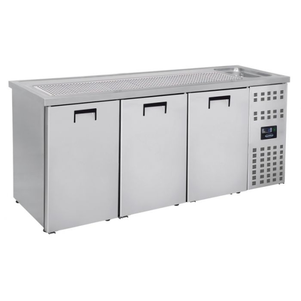 BEER COUNTER WITH 3 DOORS & 1 SINK ON THE RIGHT