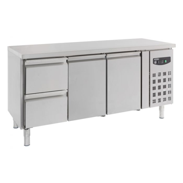 700 REFRIGERATED COUNTER 2 DOORS AND 2 DRAWERS