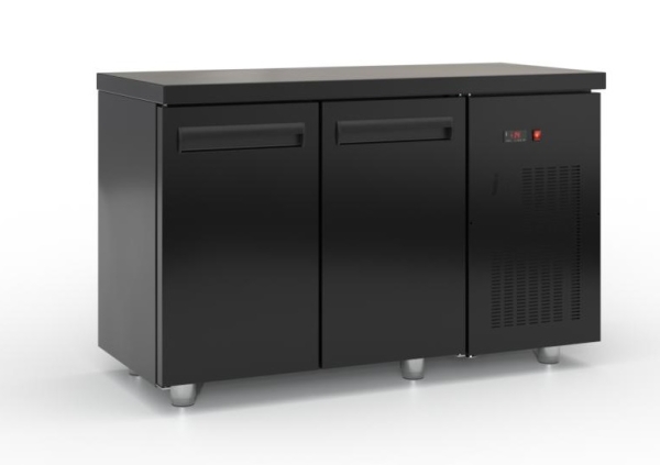 Refrigerated counter with doors and compressor on the right (135x60 cm) in black color