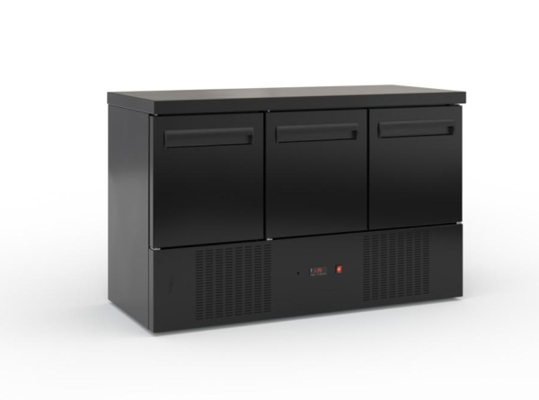 Refrigerated counter with floor compressor (135x70 cm) in black