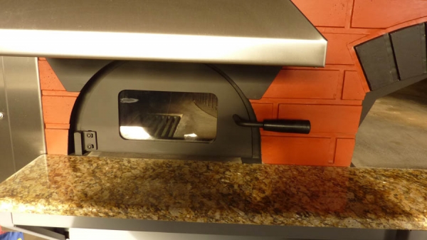 Hybrid pizza oven MIX120V with wood and gas, brick style, 135 pizzas á Ø 30 cm per hour, fixed & unheated baking surface, weight 1,950 kg