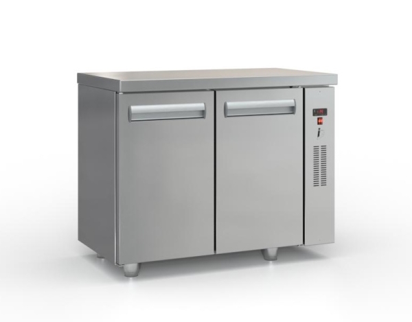 Refrigerated counter with doors without compressor (105x60 cm) in silver colour