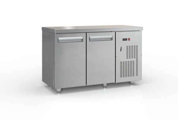 Cooling table with compressor on the right (135x70 cm) in the color silver