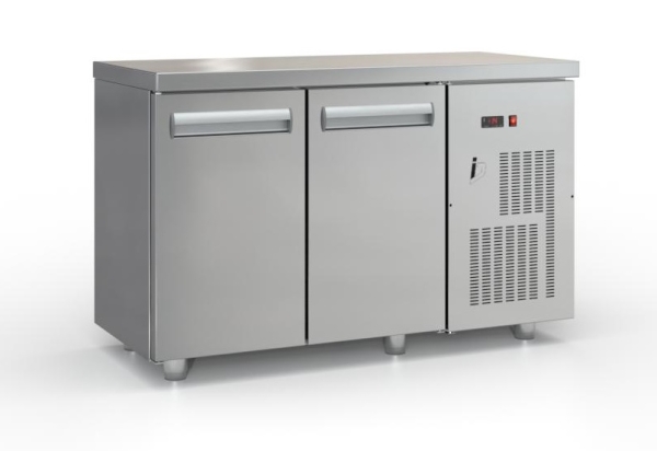 Freezer counter with doors and compressor right (135x60 cm) in the color silver