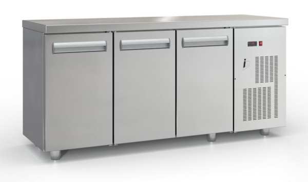 Freezer counter with doors and compressor right (180x60 cm) in the color silver