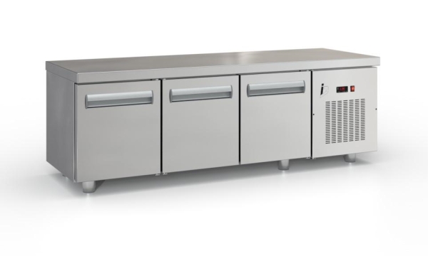Cooling table with doors and compressor right (180x70 cm) in silver color
