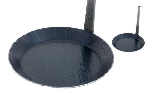 Contacto Iron Frying/Serving Pan, cold forged iron, heavy gauge